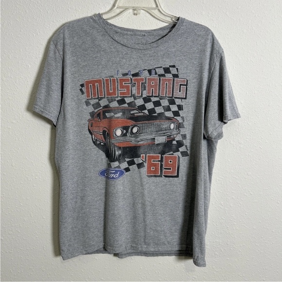 Tee Luv Tops - 1969 Ford Mustang Mach 1 American Short-Sleeve Women’s T-Shirt Gray Retro Size L